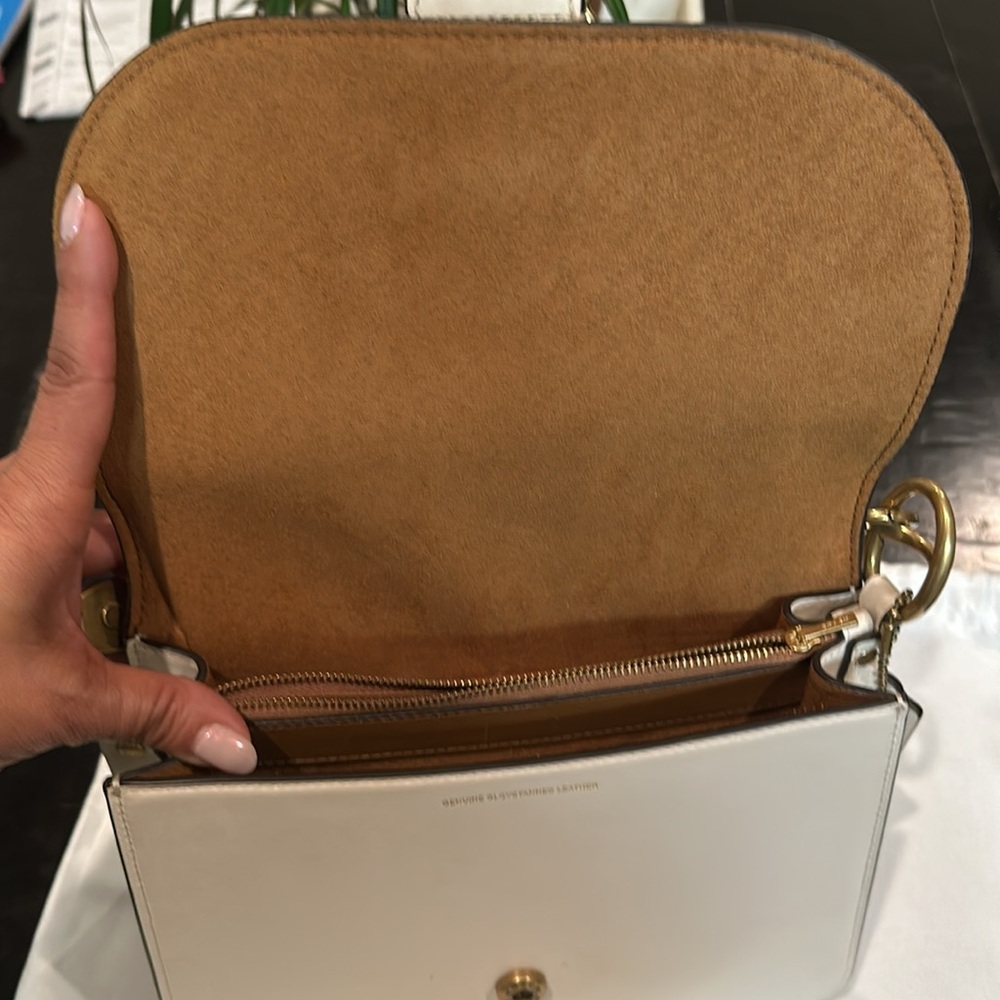 Coach Ivory Leather Top Handle w/two additional straps and dust bag. - Picture 11 of 14